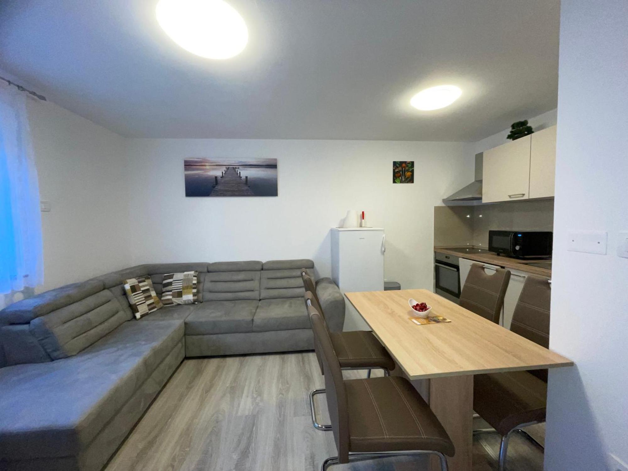 Apartma Dzana Zaga Exterior foto